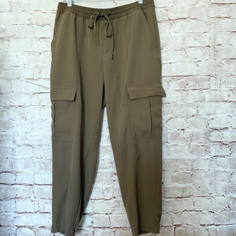 BR Sport Banana Republic cargo jogger pants